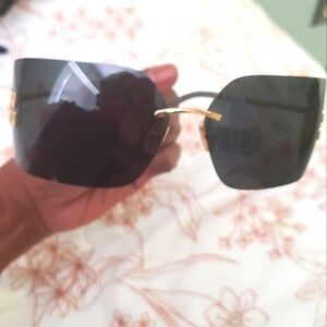 Stylish Black and Gold Sunglasses